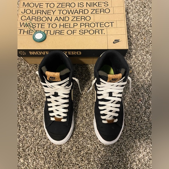 Nike blazer mid 77- Pomegranate - Picture 5 of 5